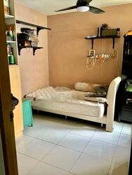 Blk 274A Wenya (Jurong West), HDB Executive #450138051